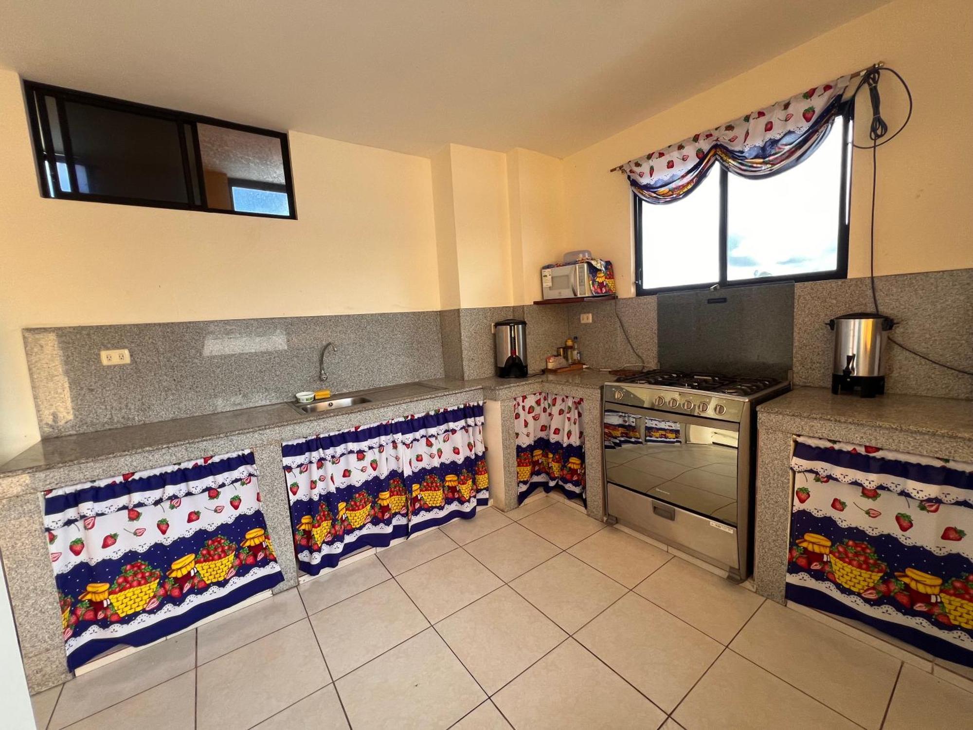 Hostal Casa Cascada ปูแอร์โตอาโยรา ภายนอก รูปภาพ