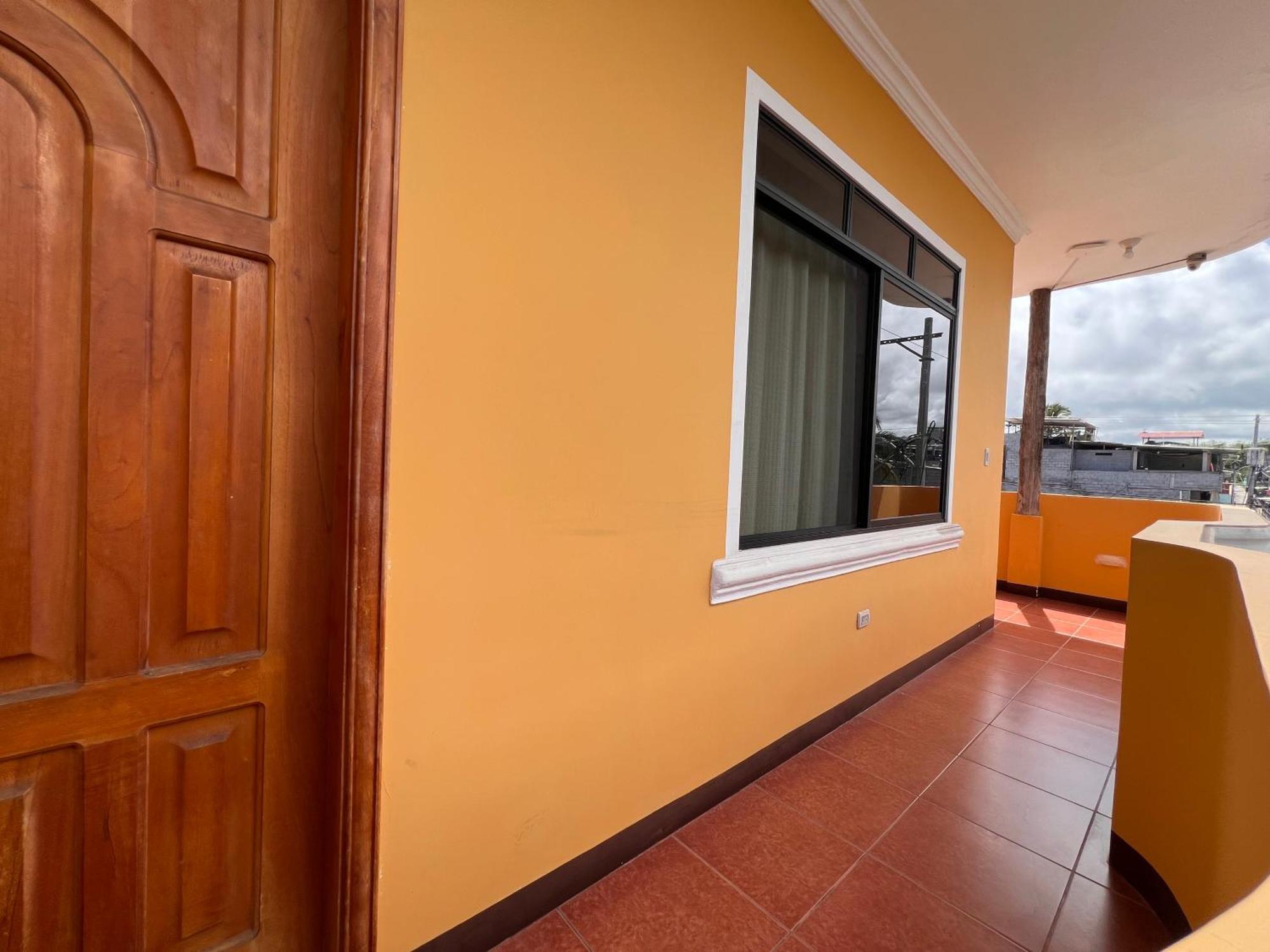 Hostal Casa Cascada ปูแอร์โตอาโยรา ภายนอก รูปภาพ