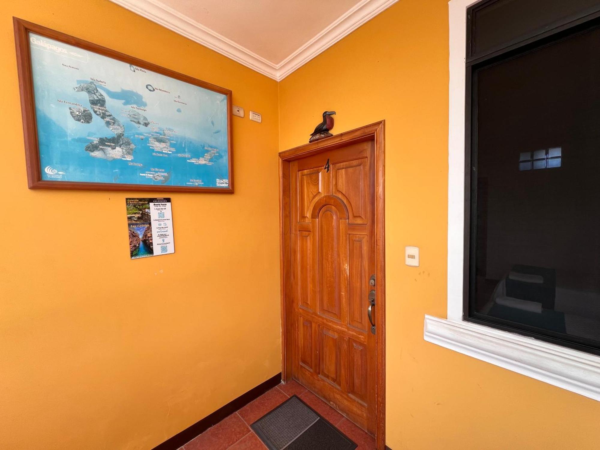 Hostal Casa Cascada ปูแอร์โตอาโยรา ภายนอก รูปภาพ