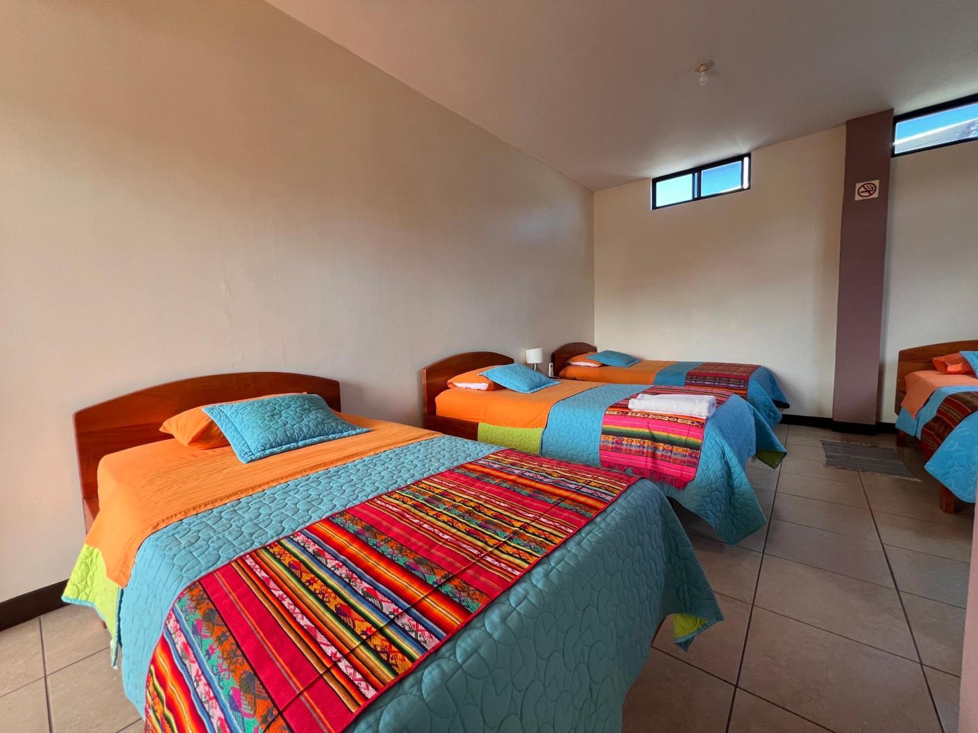 Hostal Casa Cascada ปูแอร์โตอาโยรา ภายนอก รูปภาพ