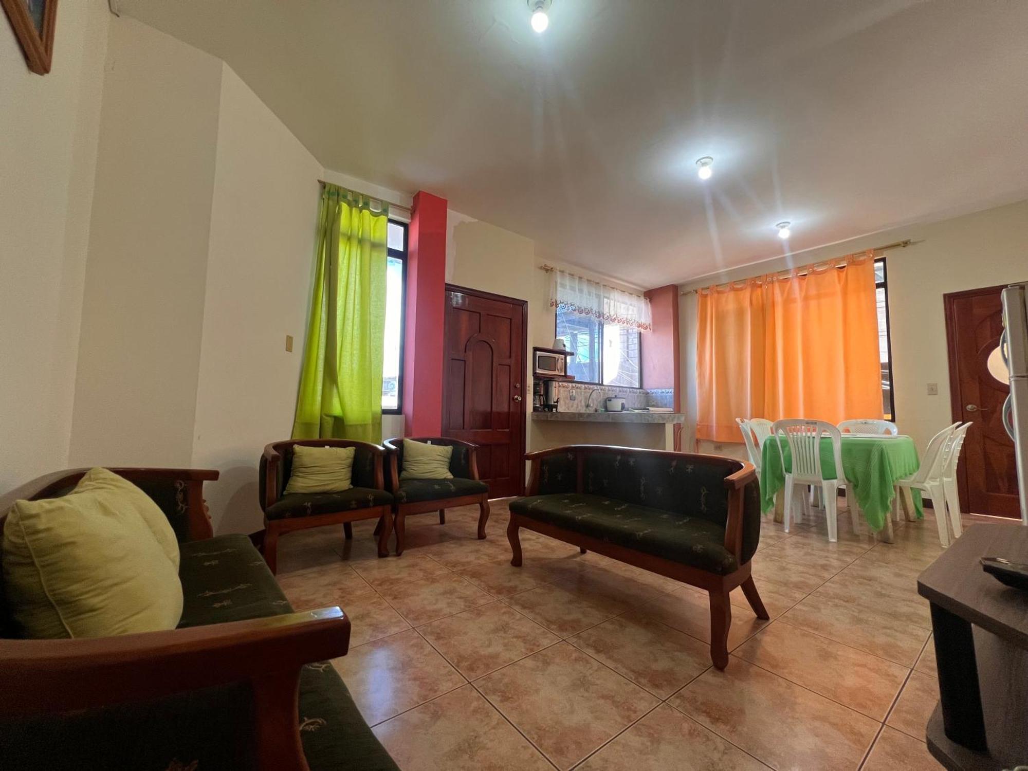 Hostal Casa Cascada ปูแอร์โตอาโยรา ภายนอก รูปภาพ