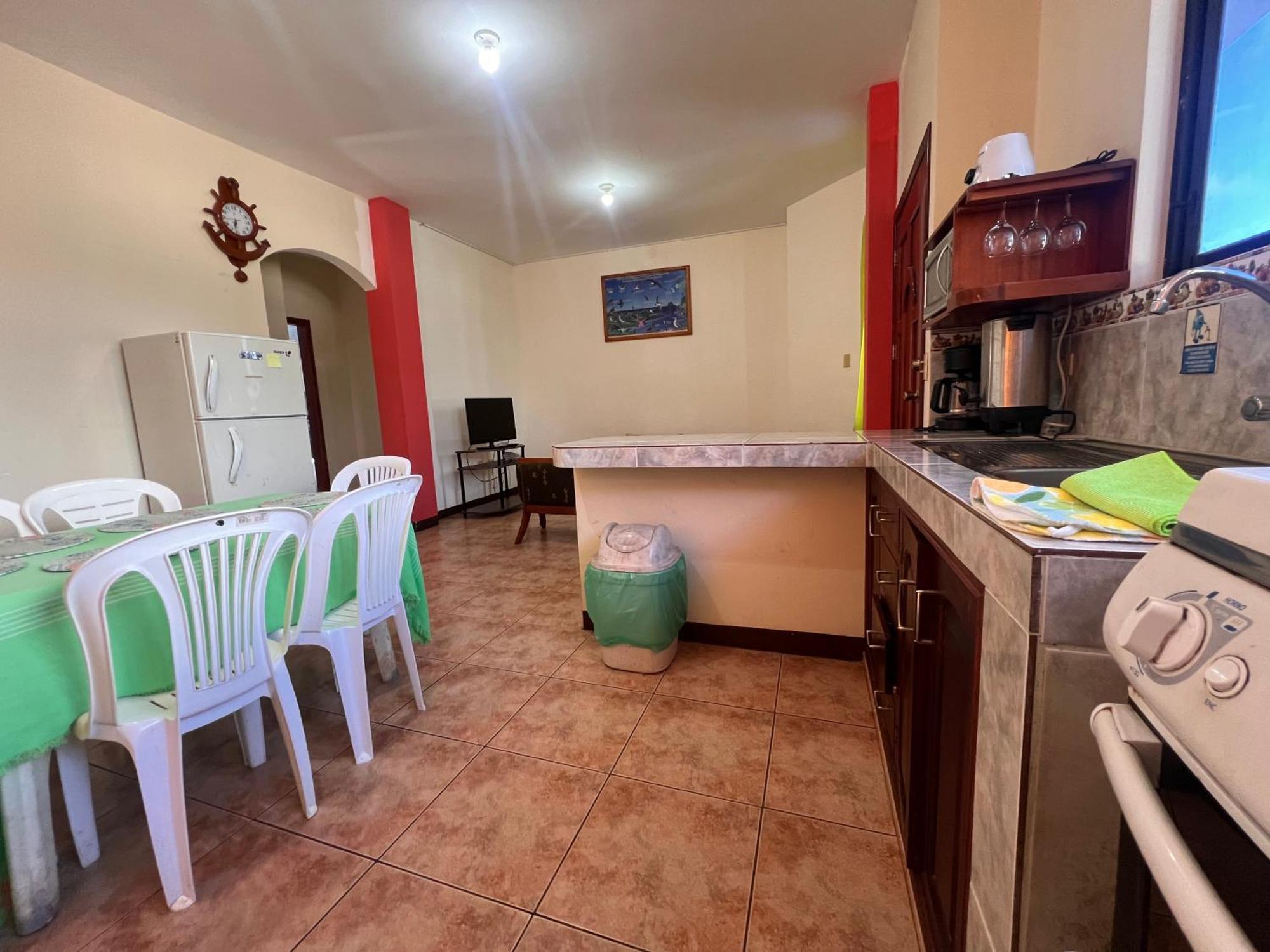 Hostal Casa Cascada ปูแอร์โตอาโยรา ภายนอก รูปภาพ